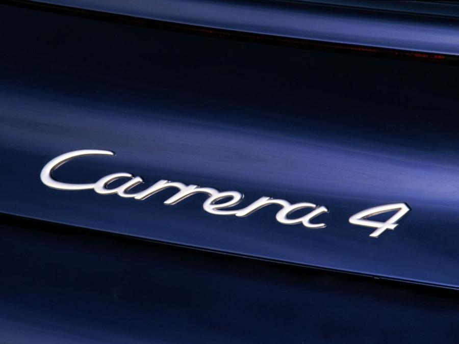  Porsche 911 Carrera 4 Cabriolet 2004 года  (фото 3 из 10)